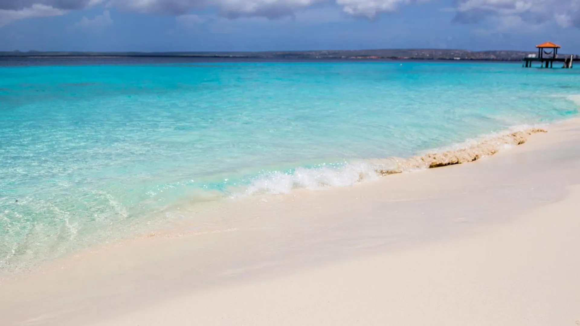 Isla Penthouse & Garden Apartments Bonaire クラレンダイク 0*,  ボネール、シント・ユースタティウスおよびサバ