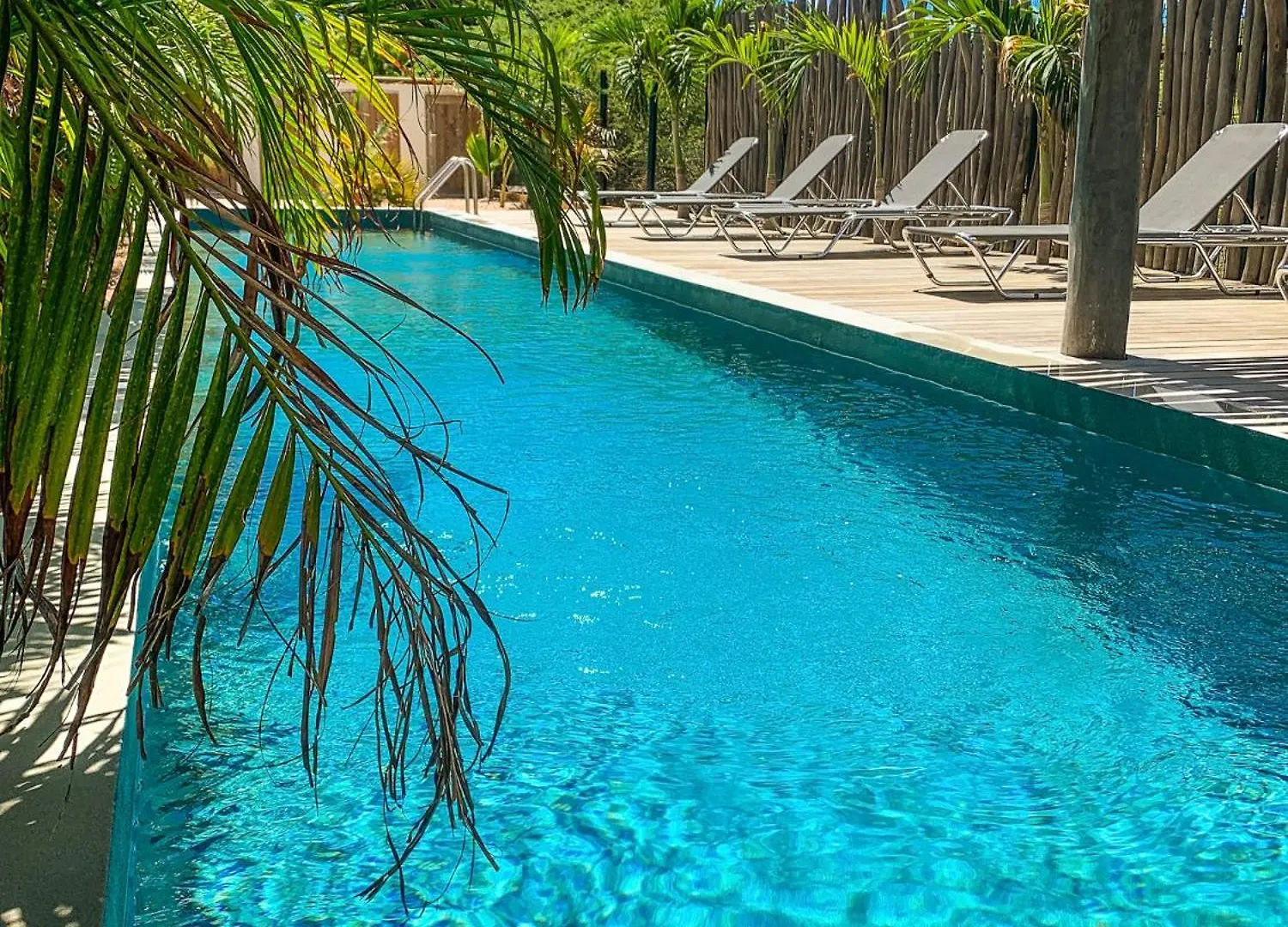Isla Penthouse & Garden Apartments Bonaire Kralendijk