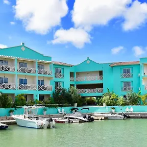 Ocean Breeze Boutique & Marina Кралендейк